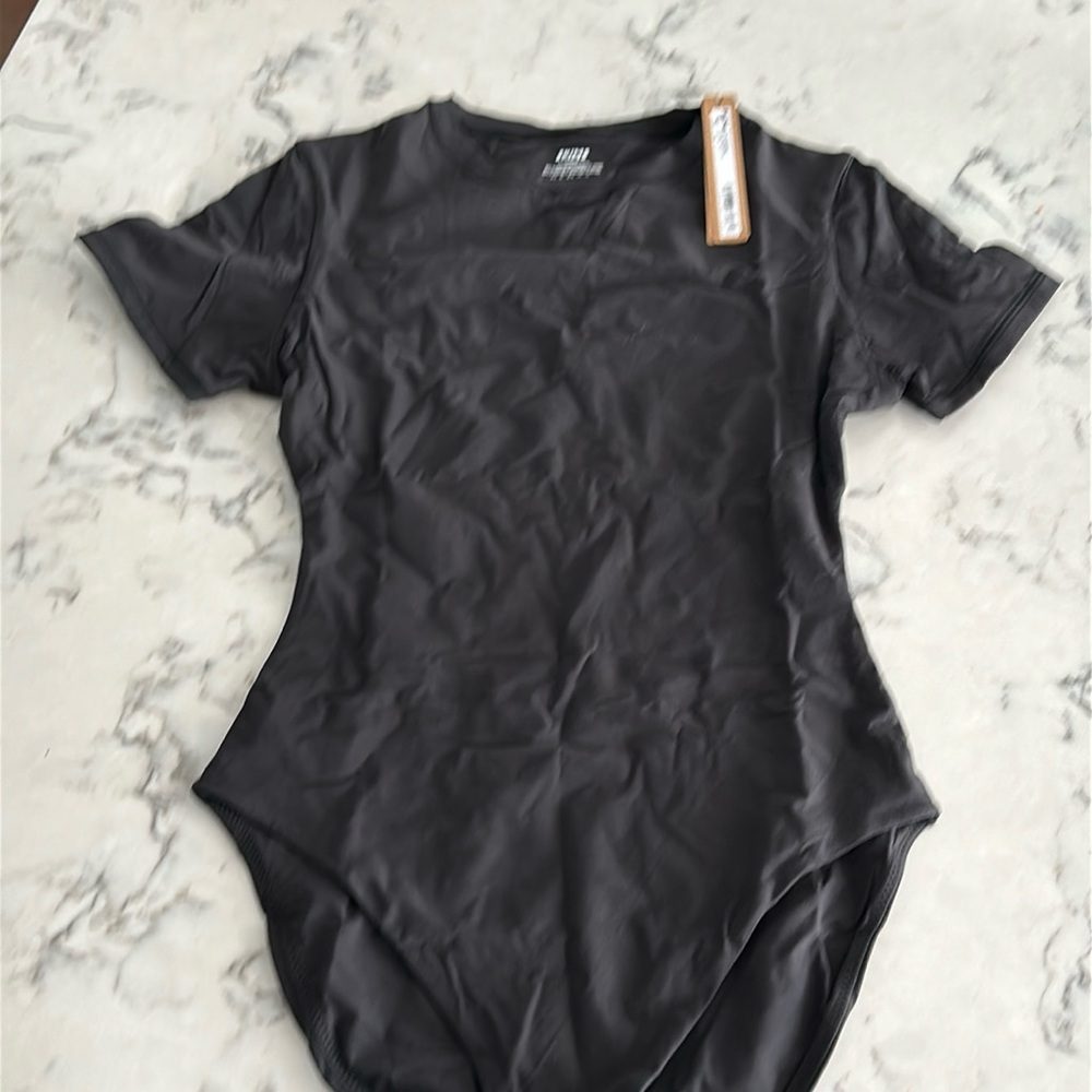 Brand New SKIMS Fits Everybody T Shirt Body Suit.  Size Small, Color Onyx